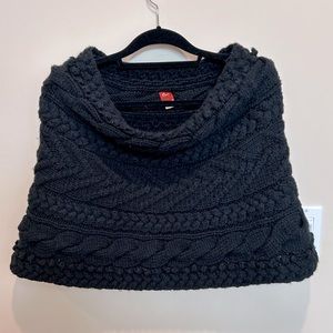 GUC SAN DIEGO Hat Co knit shrug/shawl